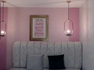 emily-mills-s webcam