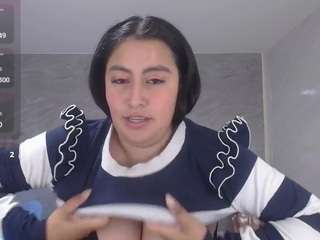 emily-mills-s webcam model