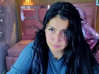 emily-mills-s Live Webcam on CamSoda