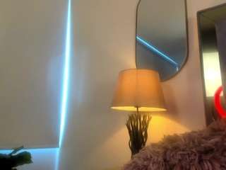 linaa-rosse Live Webcam on CamSoda