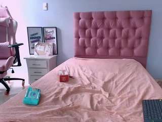 maddiehot-18 webcam