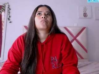Maddiehot-18