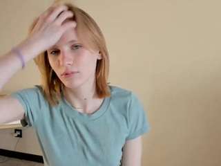 marioniveson Live Webcam on CamSoda