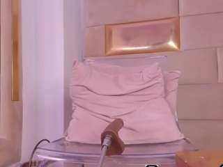 Live cam show with Nattyroberts
