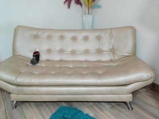 paradise-giirls18 webcam