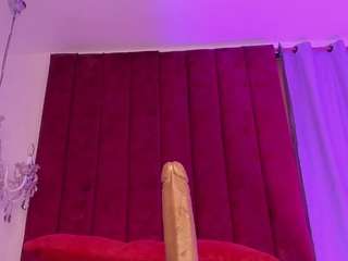 sselenee Ass live webcam