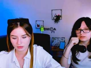  tina-blade1 chat room