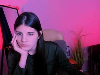  tina-blade1 chat room