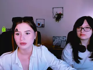 tina-blade1's Live Sex Cam Show