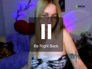 vivian-min's Live Sex Cam Show