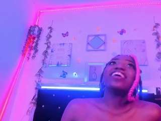 akarirosetti Live Webcam on CamSoda