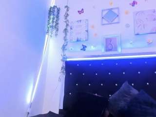 akarirosetti Live Webcam on CamSoda