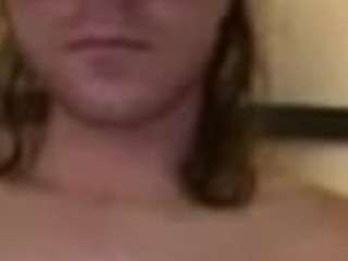  bowenlikesboobies2 chat room