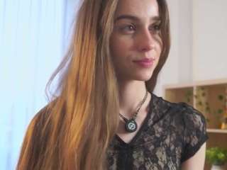 carolynelowthorp webcam