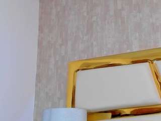 chloe-luxury Live Webcam on CamSoda