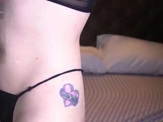 dramaquenn live webcam show