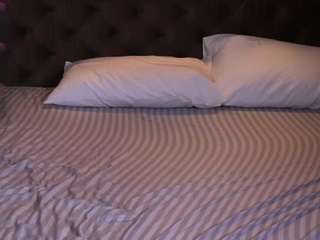 dramaquenn live webcam show