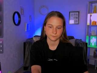 emma-rose55 Live Webcam on CamSoda