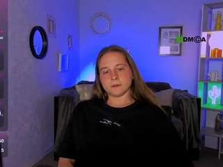 emma-rose55 Live Webcam on CamSoda