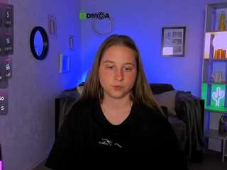 emma-rose55 Live Webcam on CamSoda