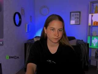 emma-rose55 Live Webcam on CamSoda