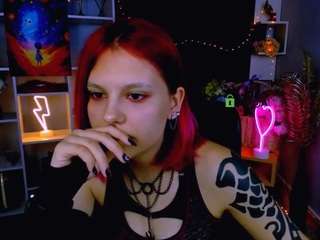 emma-rose55 Live Webcam on CamSoda