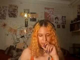 gingerpignatello Live Webcam on CamSoda
