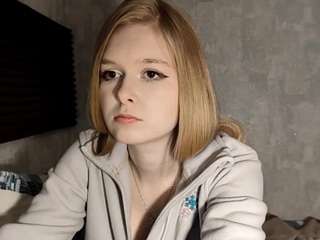  keshiavondracek chat room