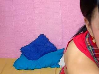 lilymia68 Live Webcam on CamSoda