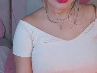 manelyk222 live cam preview