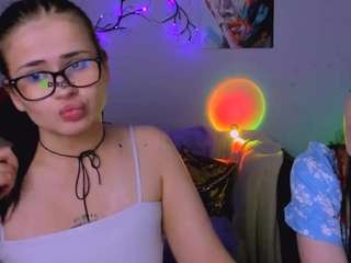milana-white's CamSoda show and profile