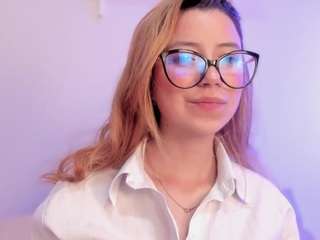 zoe-xra Live Webcam on CamSoda