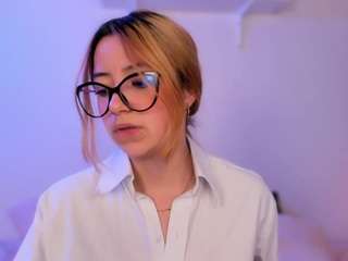 zoe-xra Live Webcam on CamSoda