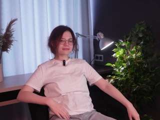  dahliafruman chat room