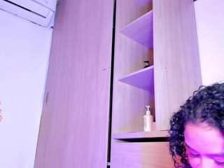 dreams-giirls20 webcam