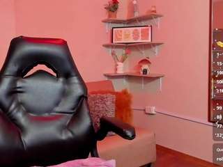 Kali Lowe live webcam show
