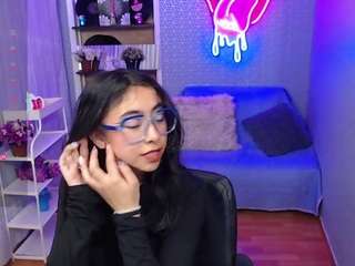 Kali Lowe live cam preview