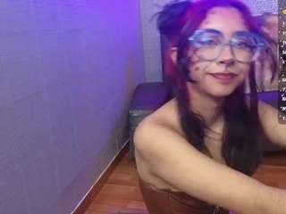 Kali Lowe live cam preview