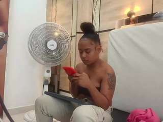 keyla-nahirr Live Webcam on CamSoda