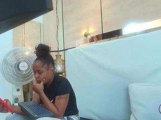  keyla-nahirr chat room
