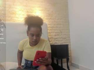  keyla-nahirr chat room