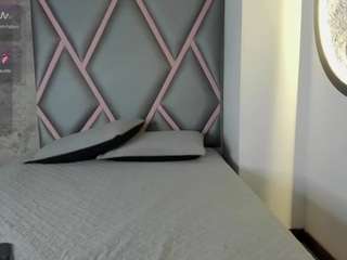  lucy-23 chat room