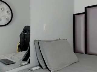  lucy-23 chat room