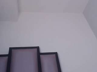 lucy-23 Live Webcam on CamSoda