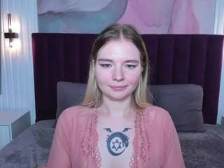 ruthbryant Live Webcam on CamSoda