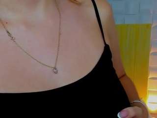 saliha-pinky Live Webcam on CamSoda