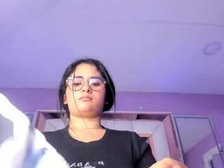 scarlette15 live webcam show