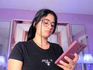 scarlette15 live webcam show