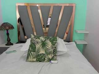  violett-salvatore chat room