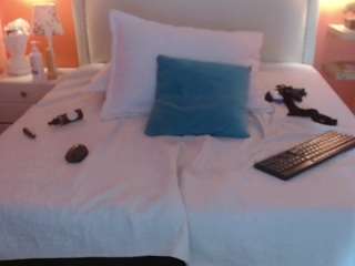 violett-salvator... Live Webcam on CamSoda